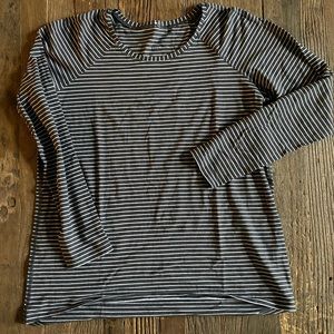 Emerald long sleeve Lululemon top